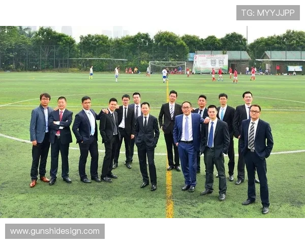 广州足球队杯赛战术解析与表现评估全面分析