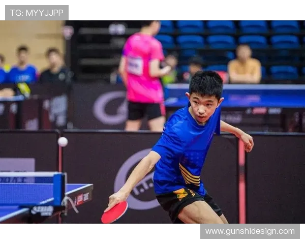 成都羽毛球队阵地战解析：如何在全国赛场上夺得胜利与荣耀