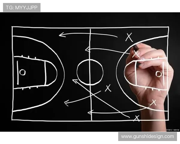 成都篮球队的战术解析与控球策略深度剖析 成都篮球队的战术解析与控球策略深度剖析